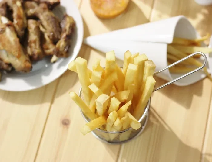 Igname frite + Aileron (1500f)